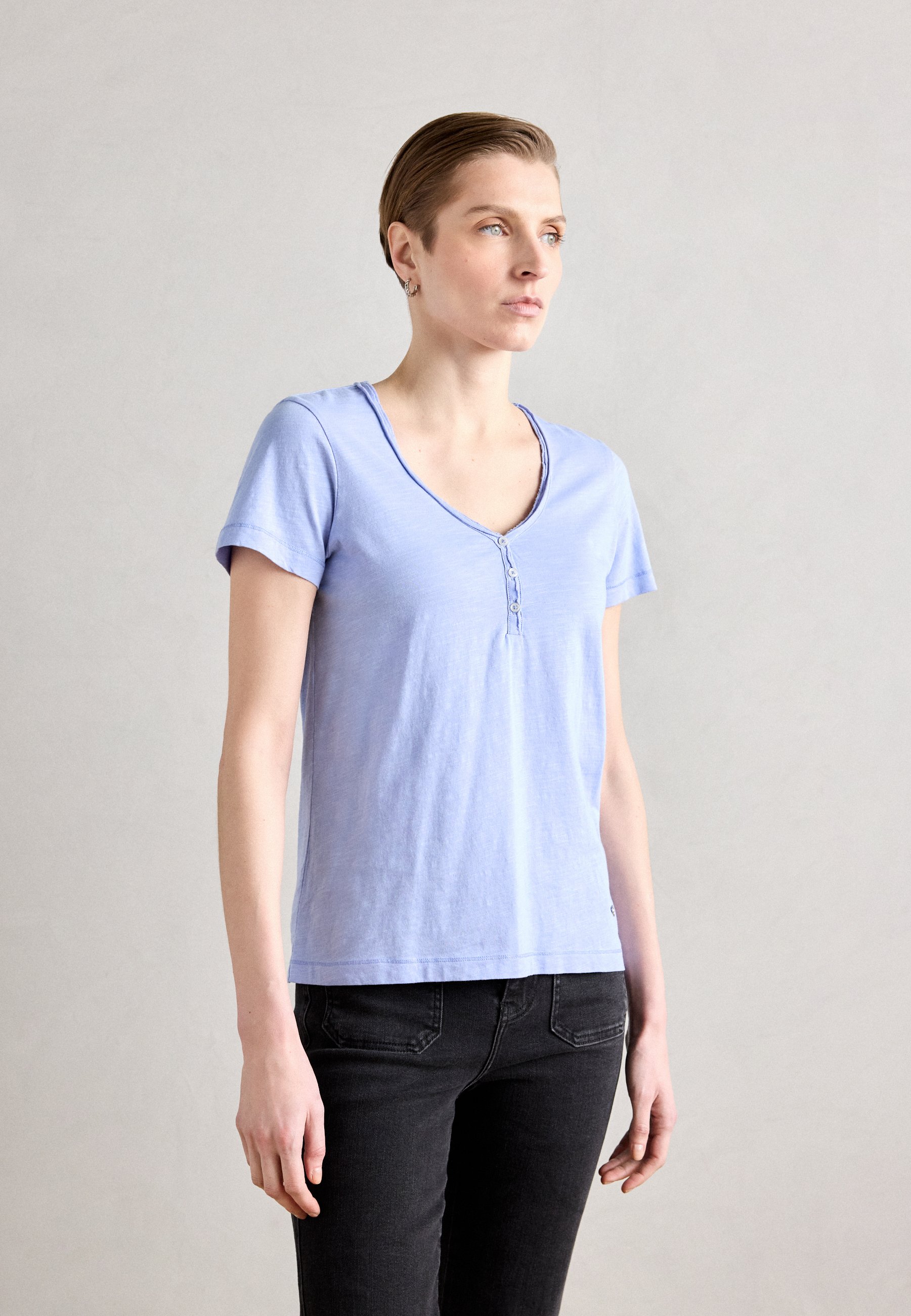 売れ筋商品|||モス モッシュ Tシャツ レディース トップス TEE - Basic T-shirt - hydrangea Mos Mosh BASIC TEE - T-shirts - hydrangea/lyseblå - Zalando.no