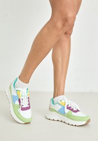MOXY - Sneaker low - multi
