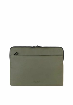 Custodia per laptop sottile color verde oliva con tasca frontale con zip e cursori delle zip neri, progettata per la protezione del dispositivo e un facile accesso.