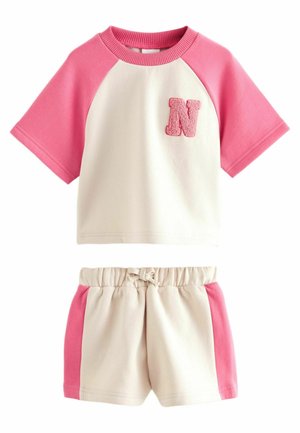 SHORT SLEEVE AND SET - REGULAR FIT - Pantalon de survêtement - pink