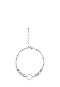 Sølvarmbånd med en kombination af sammenkoblede kæder og en rund vedhæng dekoreret med små klare krystaller. Justerbar lukning.