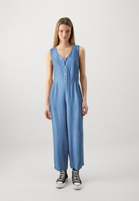 ONLY ONLMIA PEMA WIDE - Kombinezon - light blue denim