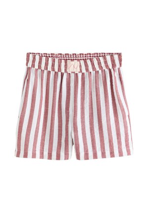Rot-weiß vertikal gestreifte Shorts mit elastischem Bund und einem kleinen rechteckigen Aufnäher vorne in der Mitte.