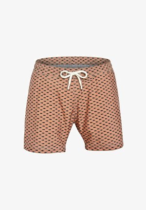 Short de bain couleur corail avec petit motif de poissons noirs et cordon blanc noué en nœud au centre de la ceinture.