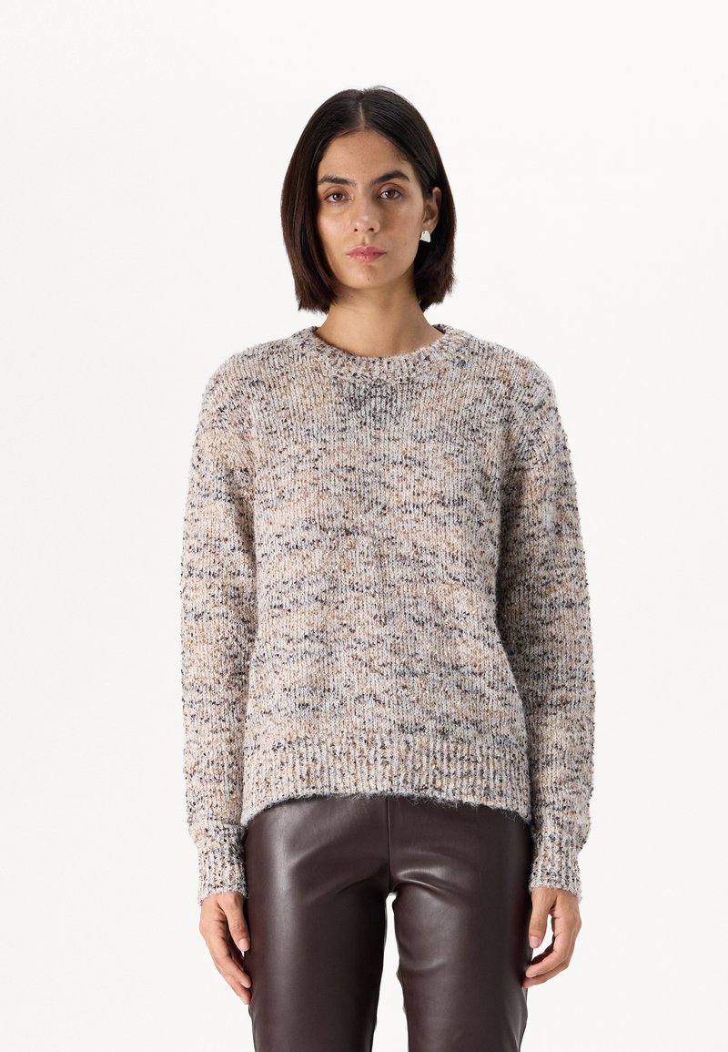 ONLY Tall ONLBEAUTY O-NECK - Vesta - cloud dancer/multi color