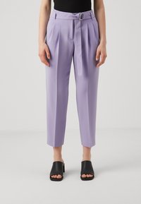 BOSS - TAPIAH - Pantalones - medium purple Imagen en miniatura 1