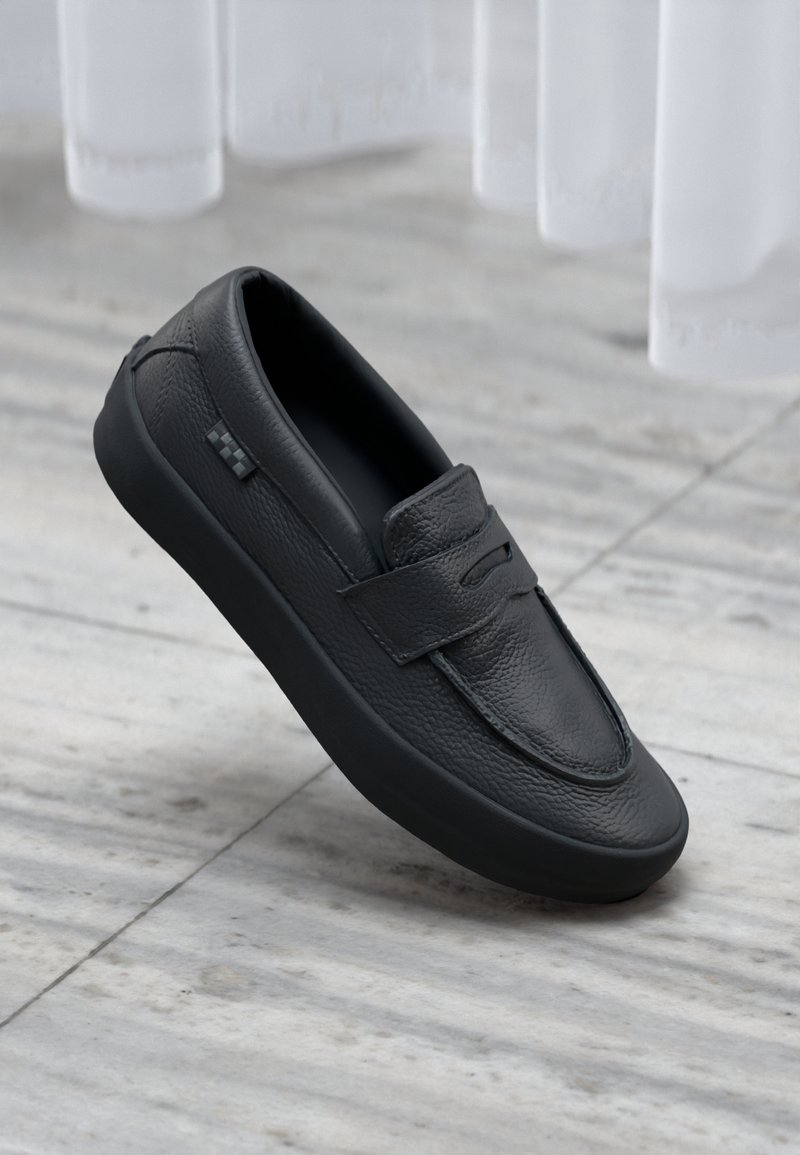 Vans SKATE LOAFER UNISEX - Baskets basses - black