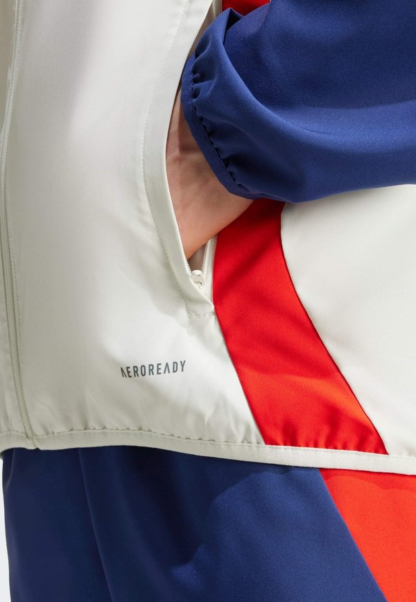 OLYMPIQUE LYONNAIS TIRO 24 PRESENTATION TRACK - Club wear2