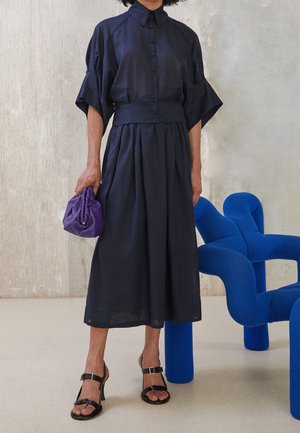 A-linjainen hame - dark blue