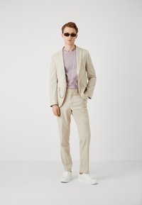 Shelby & Sons LOOTEN SUIT STONE SET - Kostuum - stone