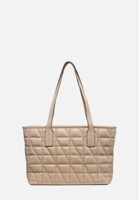 Borsa tote trapuntata beige con due manici robusti, realizzata in pelle texture, caratterizzata da una forma rettangolare e un pronunciato motivo a rombi.