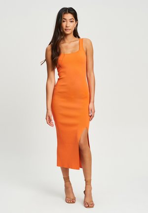 TUSSAH RAYNA - Etui-jurk - orange