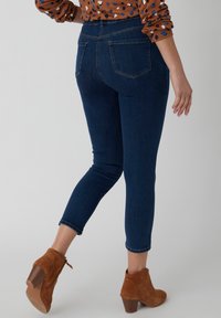 Non sélectionné, medium denim