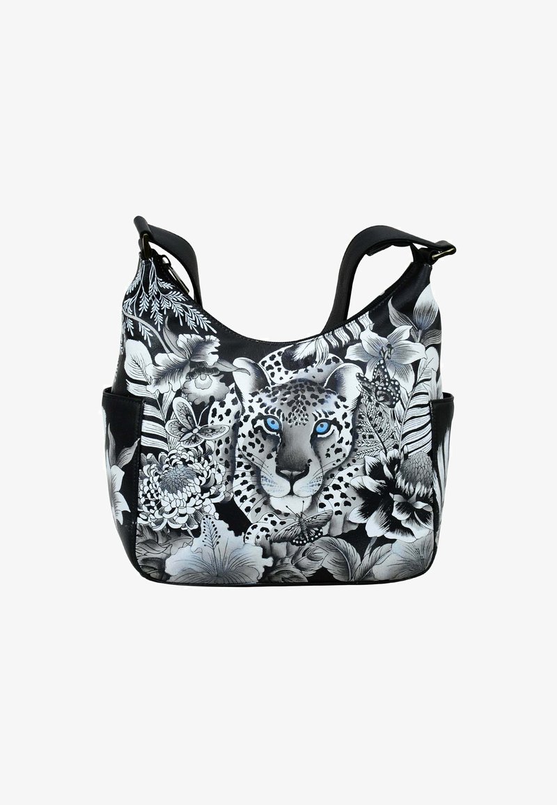 Zwarte handtas met een luipaarddesign en blauwe ogen, omringd door grijze bloemenmotieven. Gemaakt van gestructureerd synthetisch materiaal.