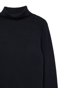 Pull en maille à col roulé et manches longues de couleur bleu marine, avec un col et des poignets côtelés, présenté sur fond blanc.