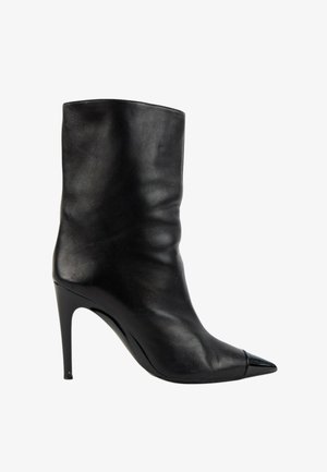 Jimmy Choo, Bottines à talons hauts - black