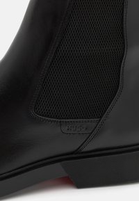 HUGO IKER CHEB - Botine clasice - black