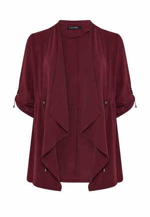 Bordeaux åben cardigan med draperede revers og opsmøgede trekvartærmer, vist mod hvid baggrund.