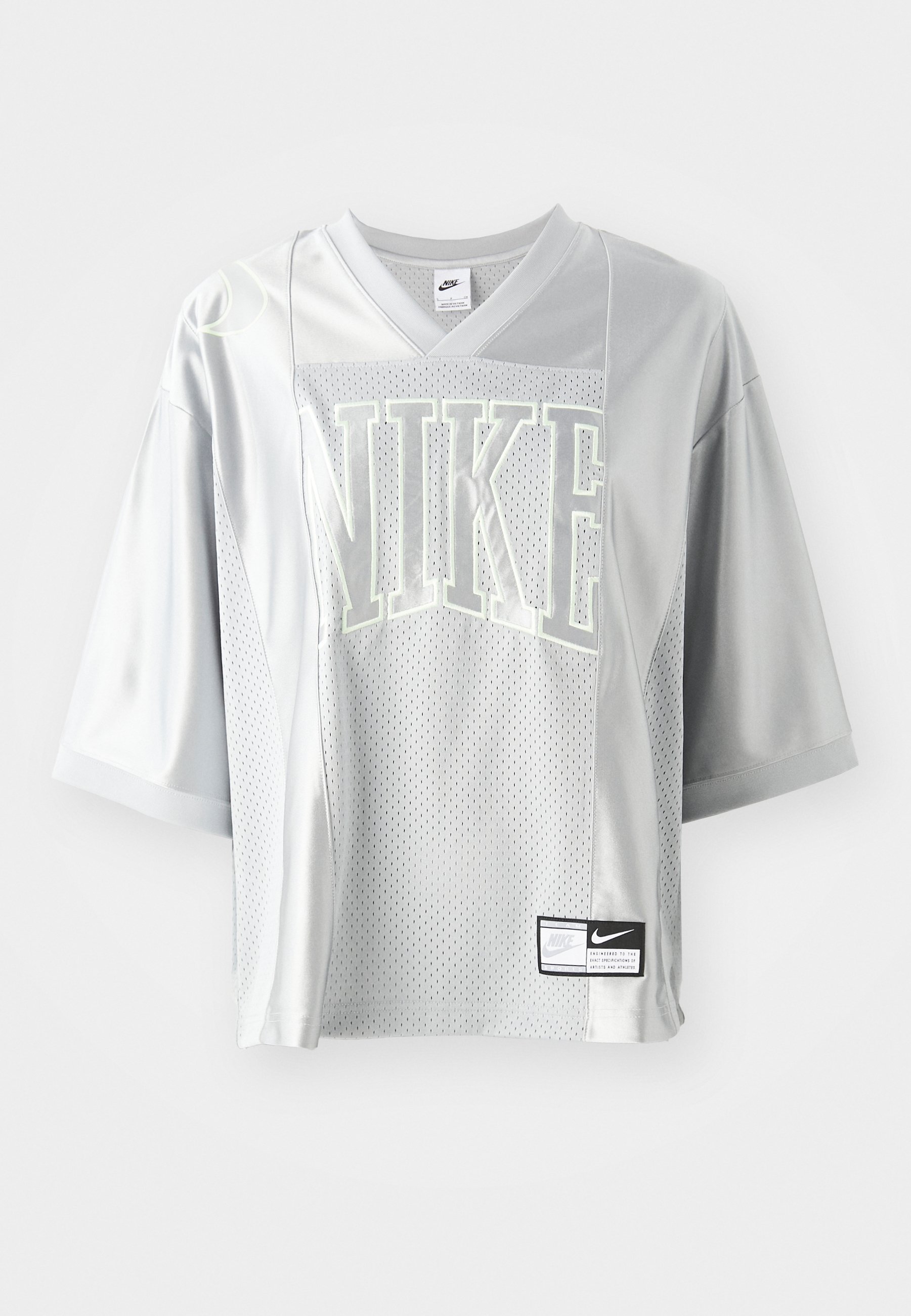 nike sportswear mesh