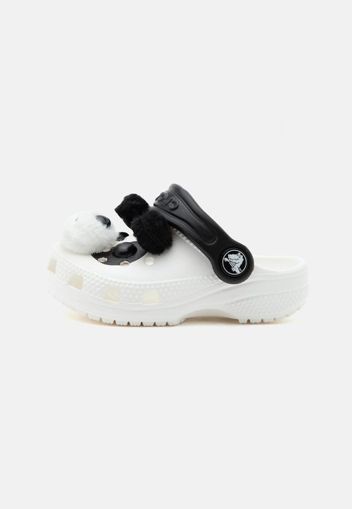 Crocs CLASSIC IAM PANDA - Slippers - white — foto 2