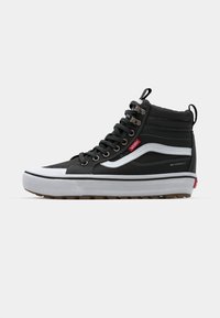 Selected, black/white