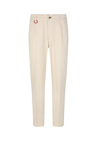 Beige katoenen broek met een ontspannen pasvorm, voorzien van een knoopsluiting aan de voorkant en een rode accentring op de linkerzak.