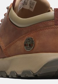 Timberland Trainers - medium orange full grain