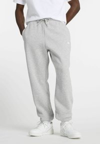 Unselected, grey