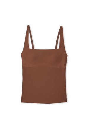 Brązowy top na ramiączkach bez rękawów, z regulowanymi cienkimi ramiączkami i dopasowaną częścią na biust, wyłożony na płasko na białym tle.