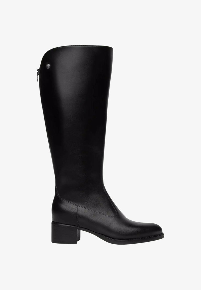 Stivale alto in pelle nera con punta rotonda, tacco a blocco e zip laterale. Texture liscia e design minimalista.