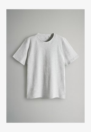 Heled hall puuvillane T-särk ümarate kaelustega, lühikeste varrukatega ja mõõduka lõikega. Sile tekstuur ning ilma nähtavate mustrite või aktsentideta.