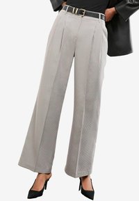Unselected, grey check