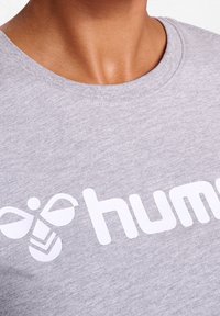 Hummel T-shirt con stampa - grey