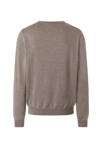 Strickpullover in einem neutralen Beigeton, mit einem runden Halsausschnitt, langen Ärmeln und einem gerippten Saumdetail an den Bündchen und am Bund.