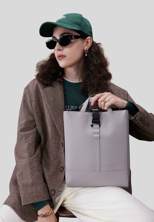 SPLÄSH - Shopping Bag - taupe