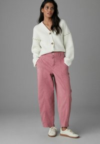 Next BARREL  - Tapered-Farkut - pink
