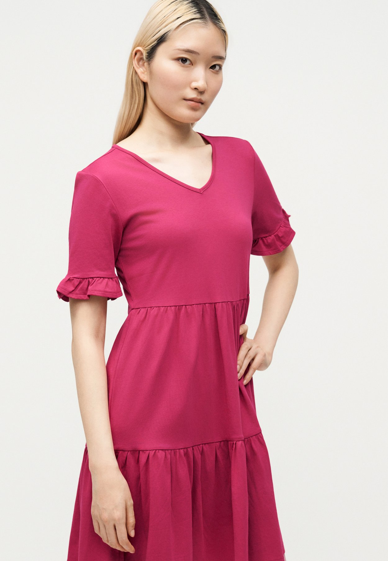 ONLBLOOM V NECK FRILL