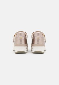 Tamaris Sneaker low - taupe
