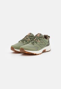 New Balance 410 V7 Zapatillas de trail running green/verde