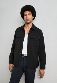 Lindbergh POCKET OVERSHIRT - Tunn jacka - black