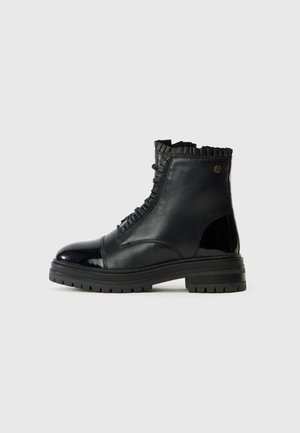 THE PRETTY COLLECTION - Lace-up ankle boots - black
