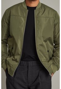 Matinique Bomberjacka - dark green