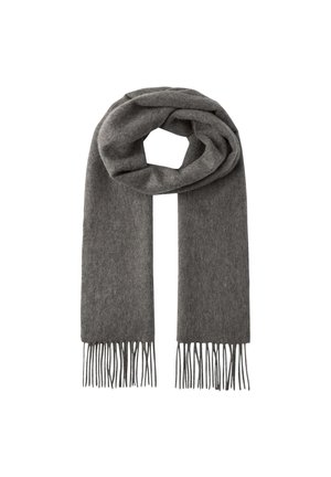 Écharpe en laine grise au toucher doux, avec de longues franges à chaque extrémité. L'écharpe est enroulée en forme circulaire.
