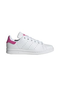 White leather sneakers with pink accents, round toe, flat sole, five lace eyelets, and side perforations for breathability. Adidas branding visible.
