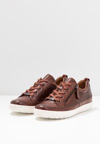 Caprice Sneaker low - cognac