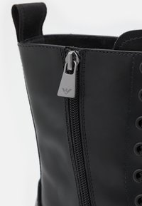 Emporio Armani Botines con plataforma - black