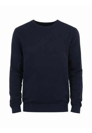 Granatowy sweter dzianinowy z okrągłym dekoltem, długimi rękawami oraz ściągaczami przy mankietach i dolnym brzegu. Posiada małe, tonowane logo na piersi.