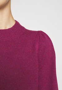 JDY JDYRUE LIFE HIGH NECK DRESS - Vestido de malha - raspberry radiance