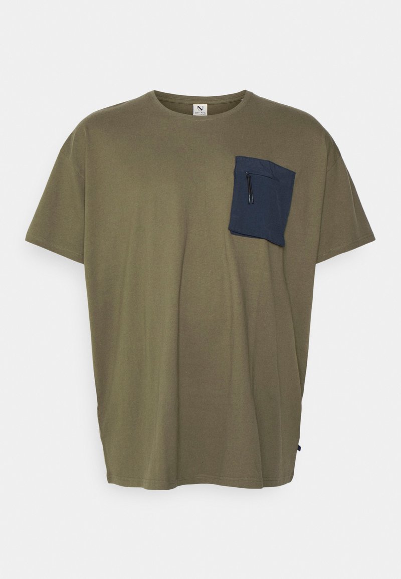 Herren T-Shirts basic | Jack's Sportswear PLUS T-Shirt print army/oliv - NQ01905 Herren T-Shirts basic | Jack's Sportswear PLUS T-Shirt print army/oliv - NQ01905