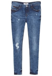 Vaqueros pitillo de mezclilla azul oscuro con detalles desgastados en la rodilla y el bolsillo. Diseño de cinco bolsillos con cierre de botón y cremallera.